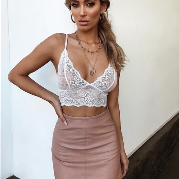 🎉TODAY ONLY🎉NO OFFERS PLEASE🎉white lace - Picture 3 of 6